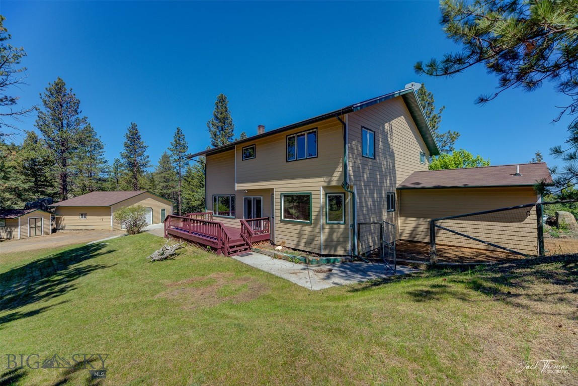 854 State Highway 282 Property Photo 39