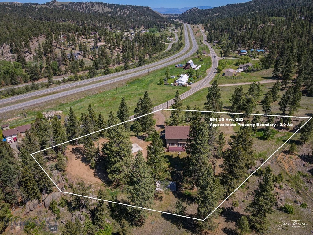 854 State Highway 282 Property Photo 54