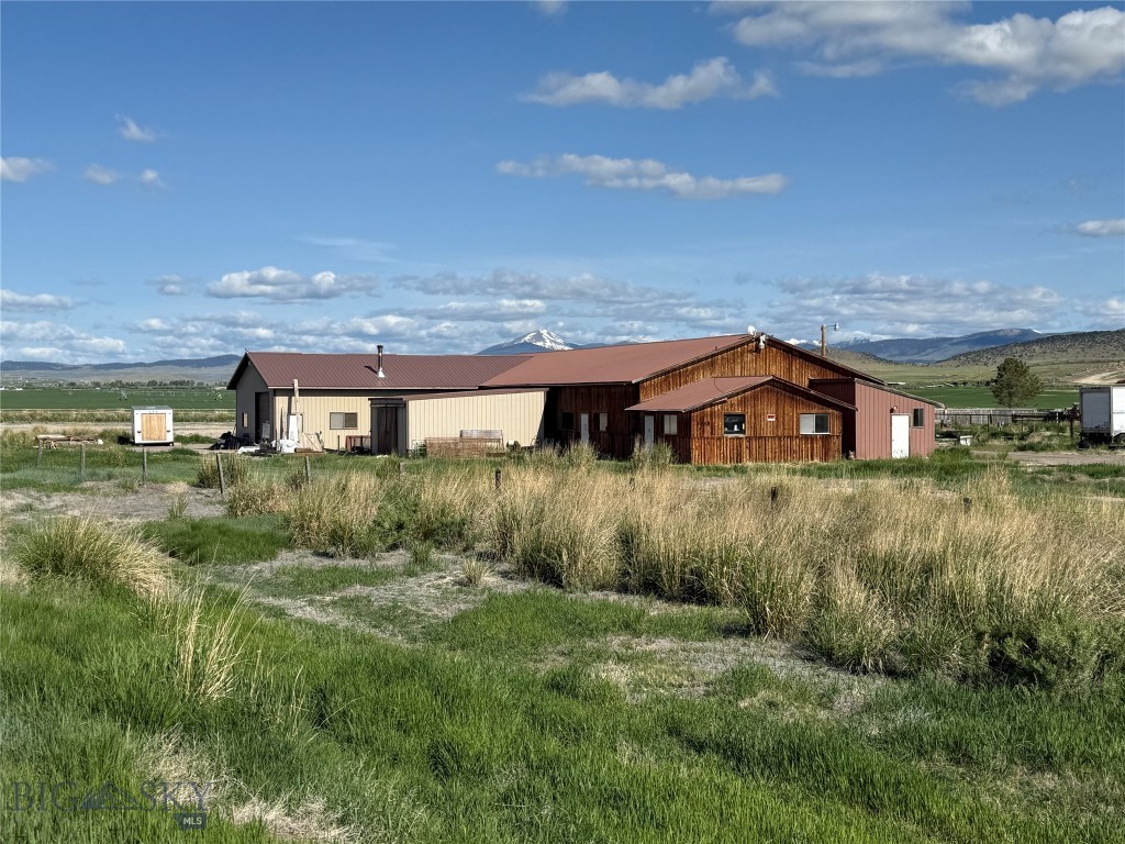 1548 Mt Highway 278 Property Photo 2