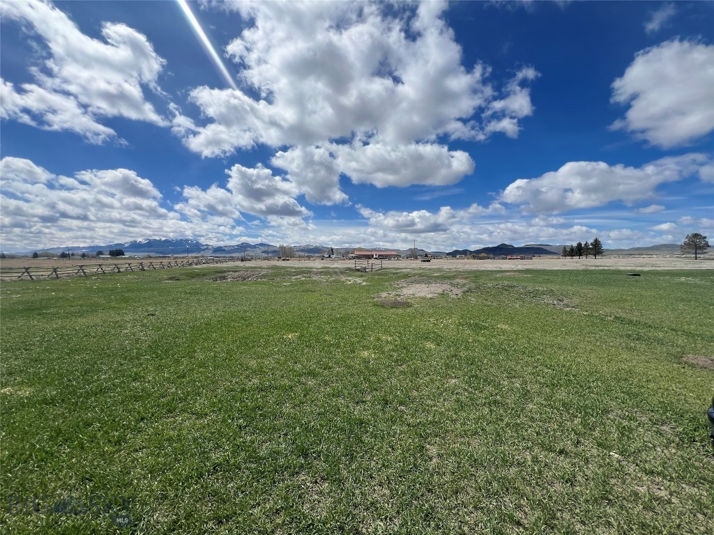 1548 Mt Highway 278 Property Photo 15