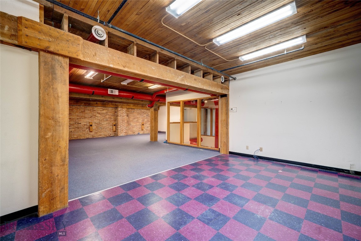 201 S Wallace Avenue A-4-1 Property Photo 14