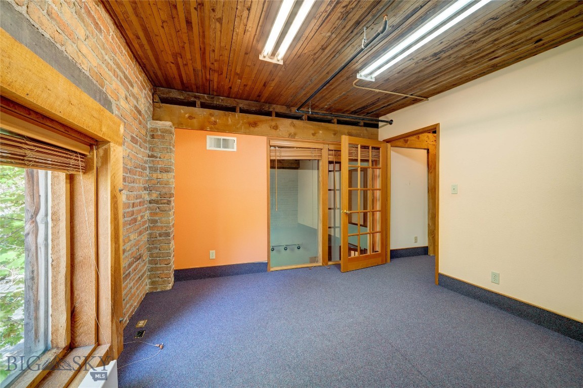 201 S Wallace Avenue A-4-1 Property Photo 20