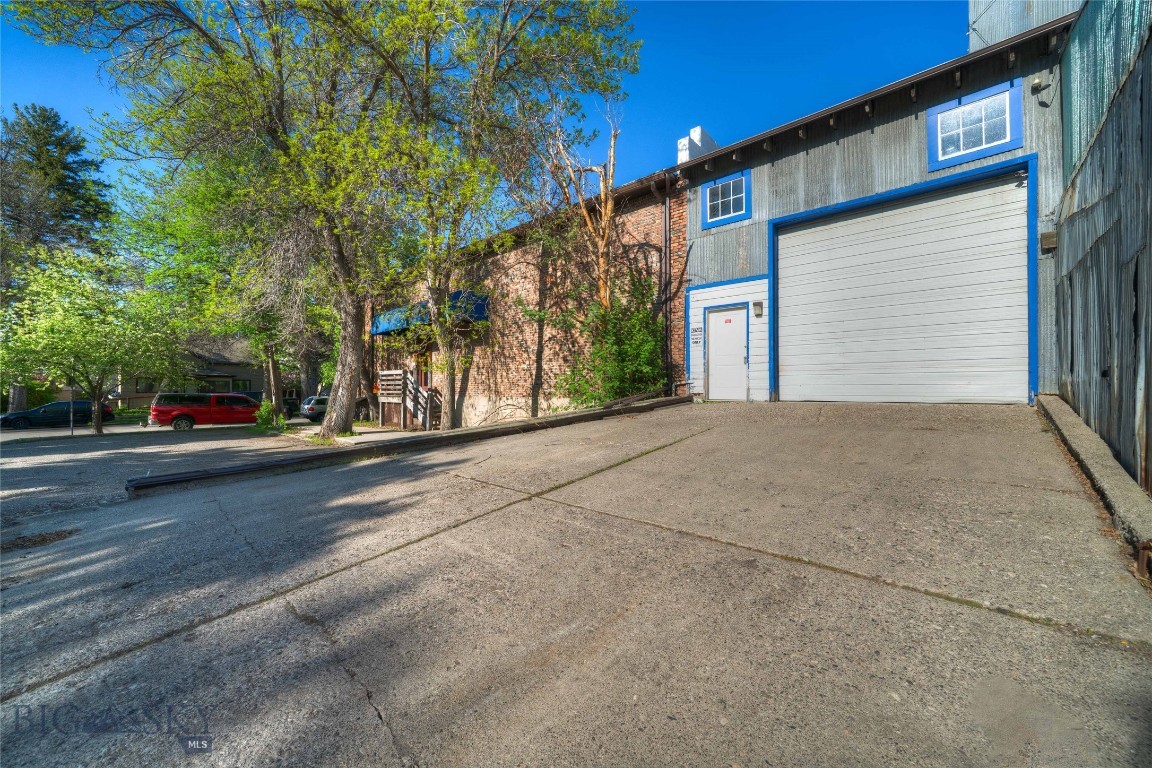 201 S Wallace Avenue A-4-1 Property Photo 43