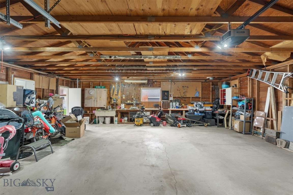 303 Cypress Street Property Photo 47