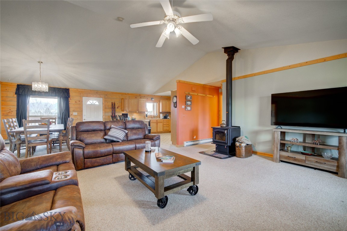 13 Coachman Lane Property Photo 7