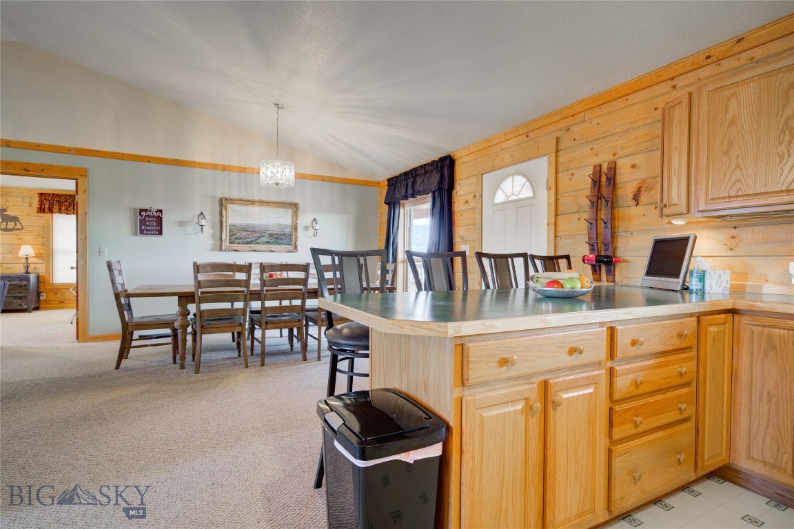 13 Coachman Lane Property Photo 10