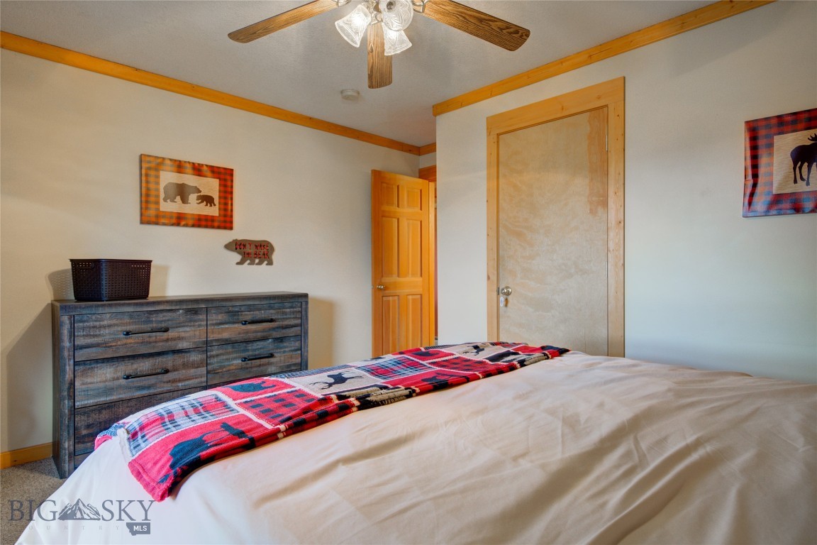 13 Coachman Lane Property Photo 16