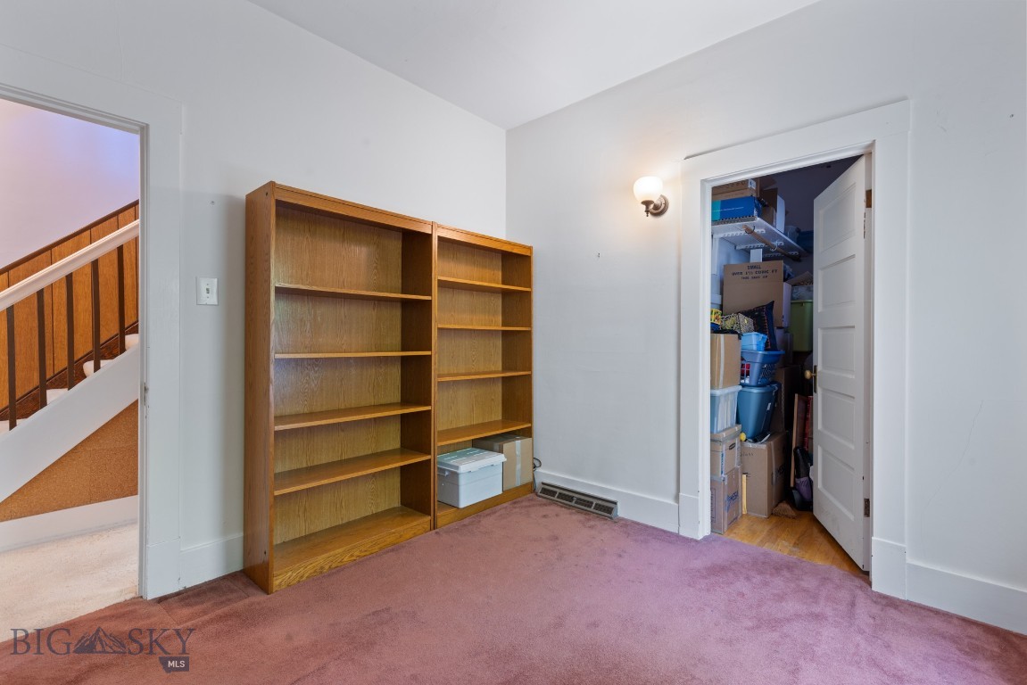 602 S 6th Avenue Property Photo 27