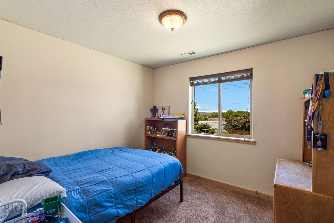 205 Water Street Property Photo 17