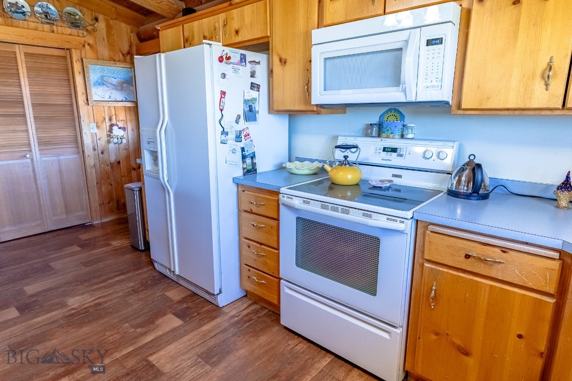 347 Upper Ross Gulch Road Property Photo 15