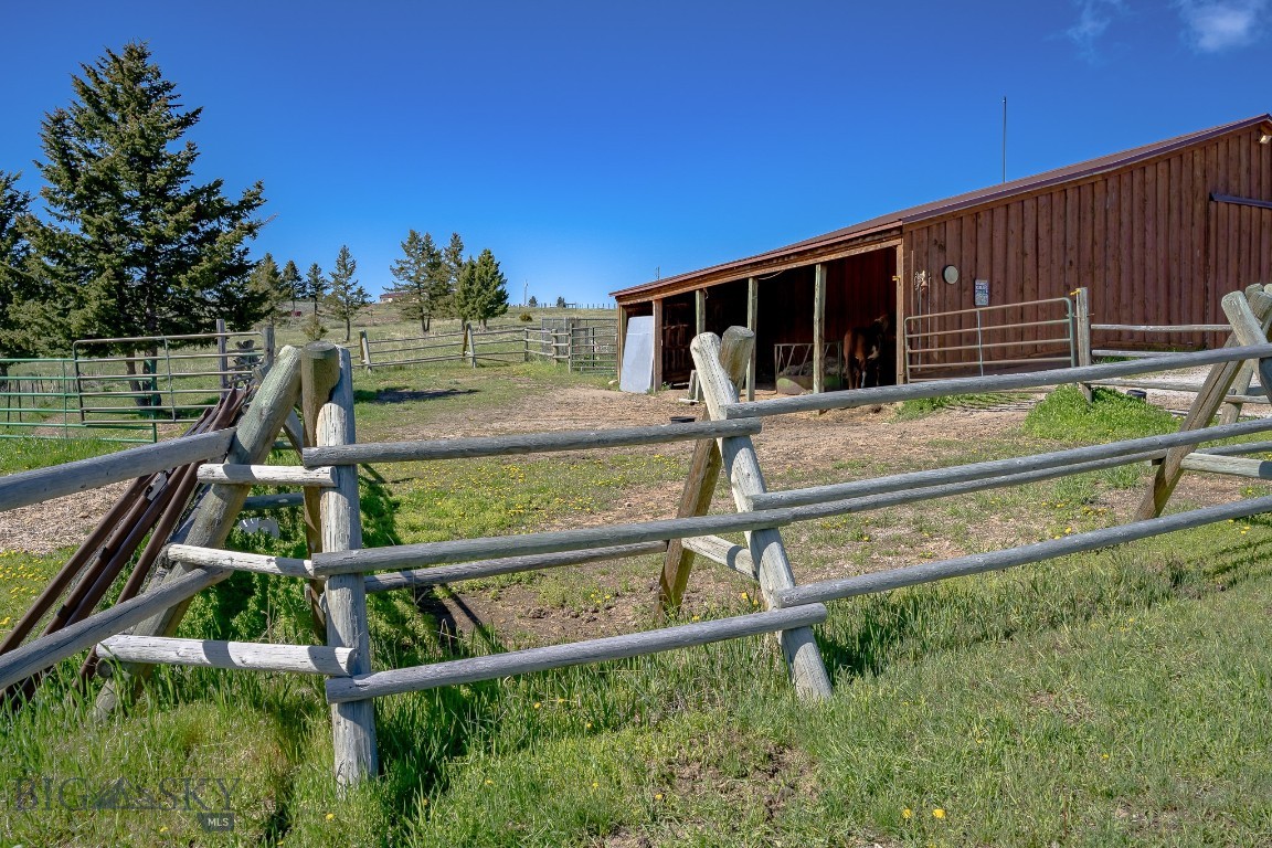 347 Upper Ross Gulch Road Property Photo 43
