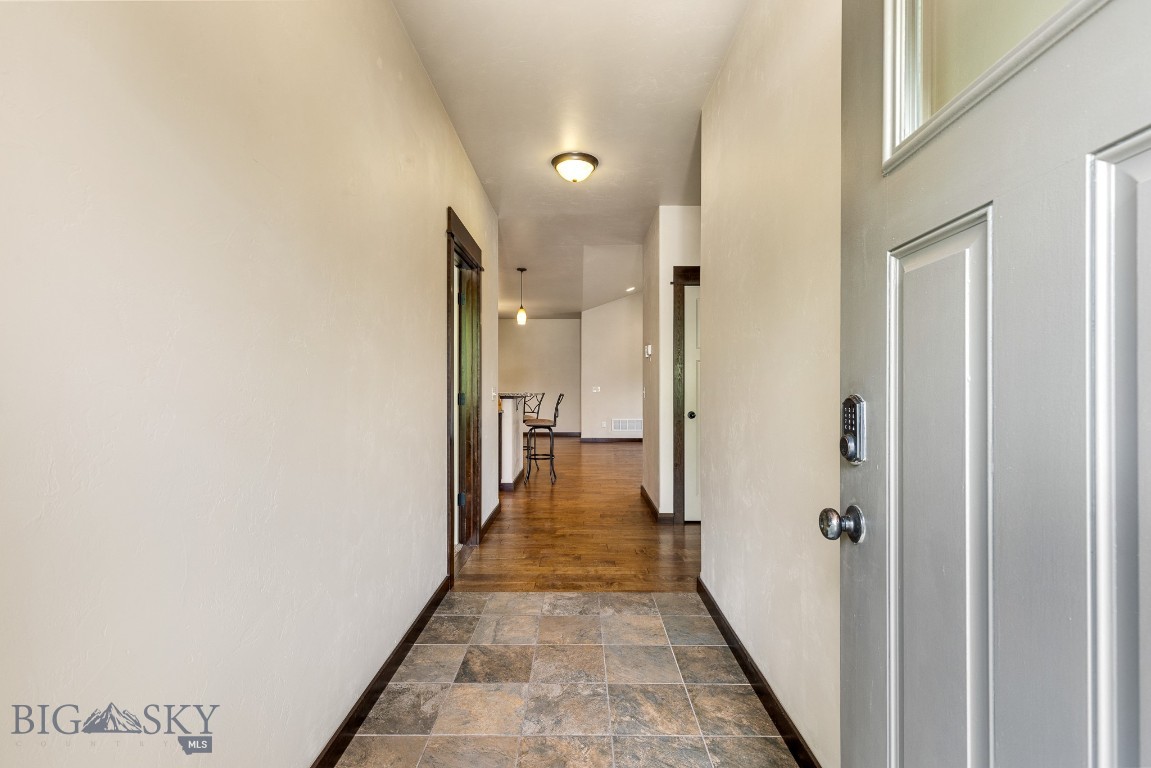 2430 Ferguson Avenue Property Photo 3