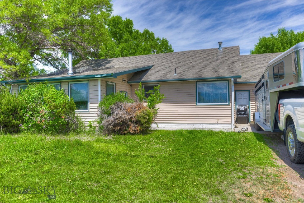 4555 Baxter Property Photo 2