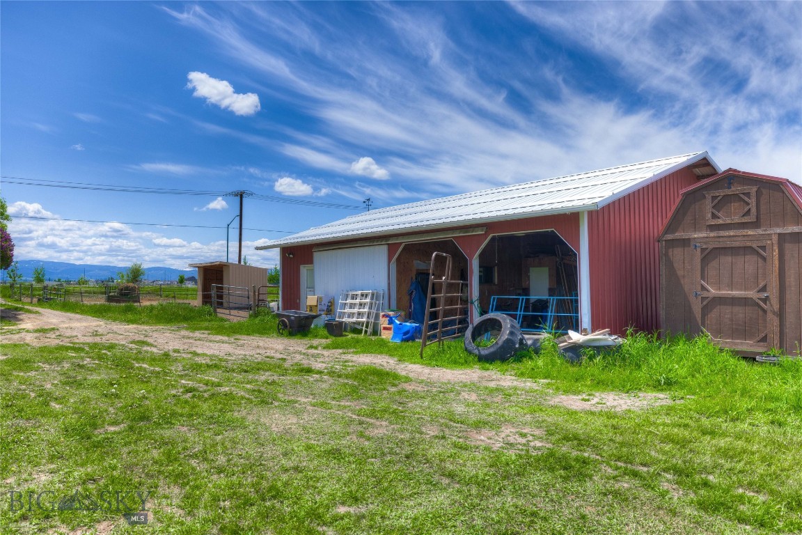 4555 Baxter Property Photo 5