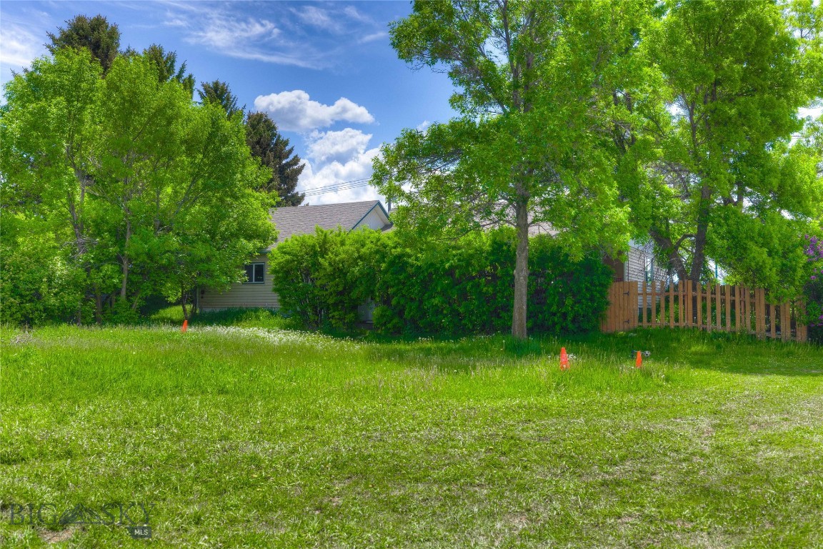4555 Baxter Property Photo 6