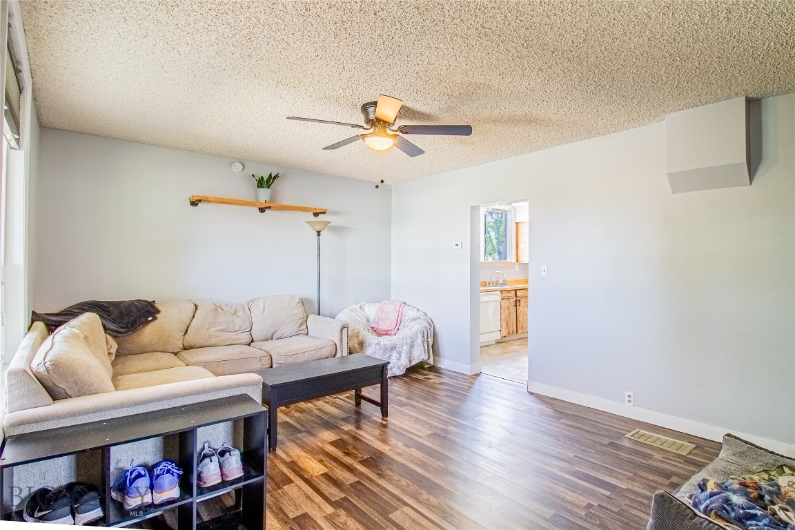 1716 Gaylord Property Photo 5
