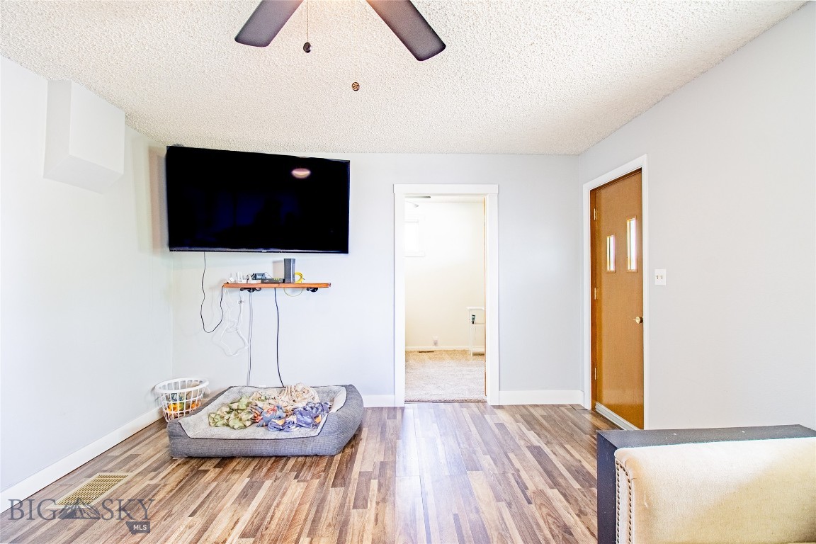 1716 Gaylord Property Photo 7