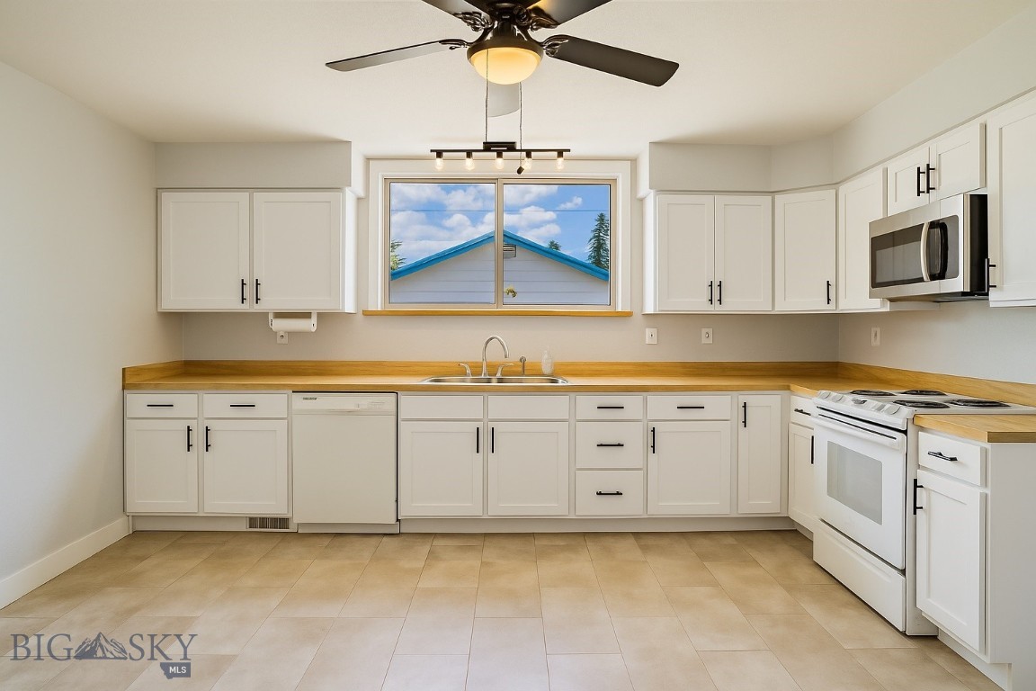 1716 Gaylord Property Photo 10