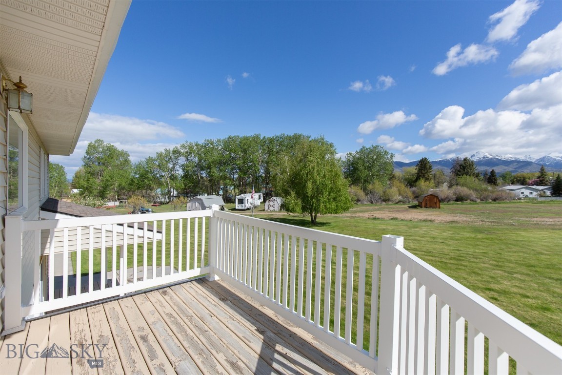 507 E Poppleton Property Photo 4