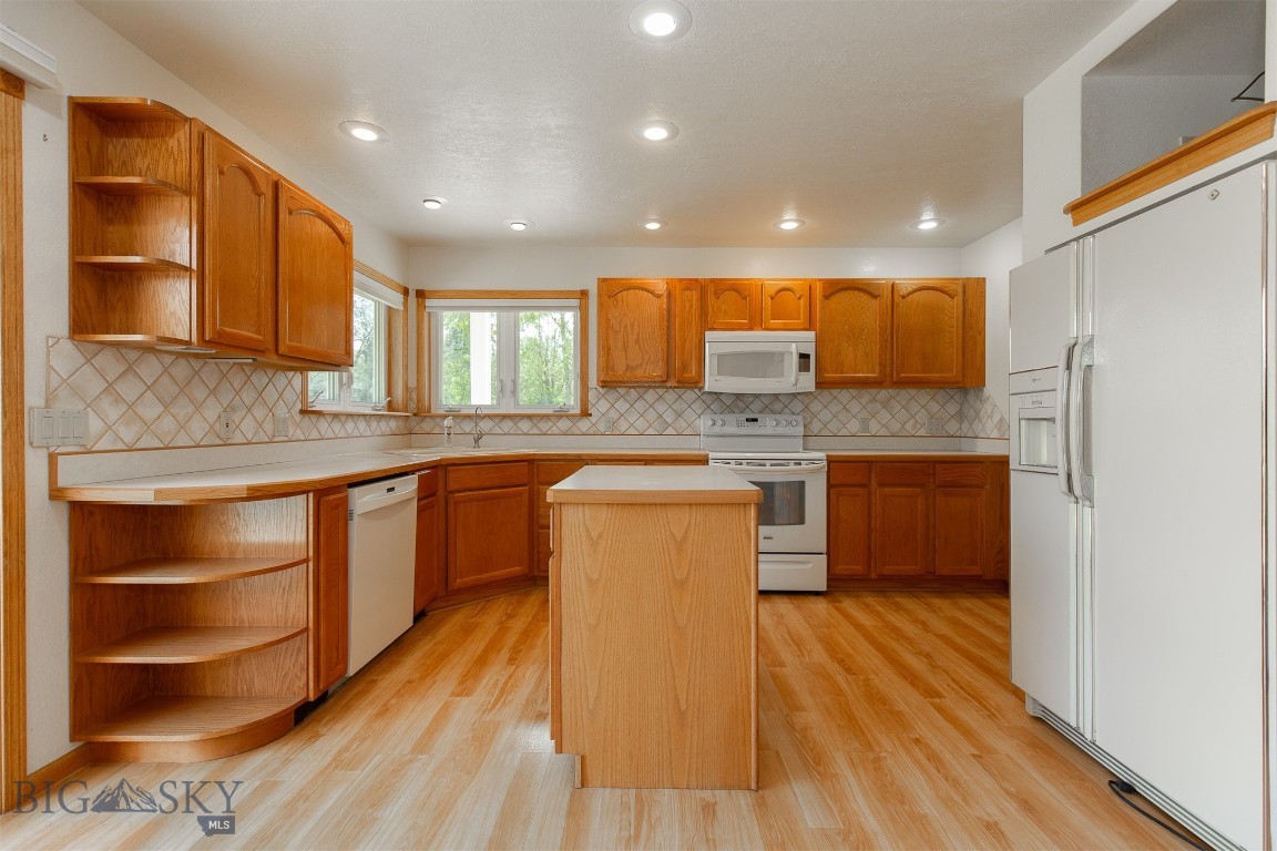 507 E Poppleton Property Photo 16