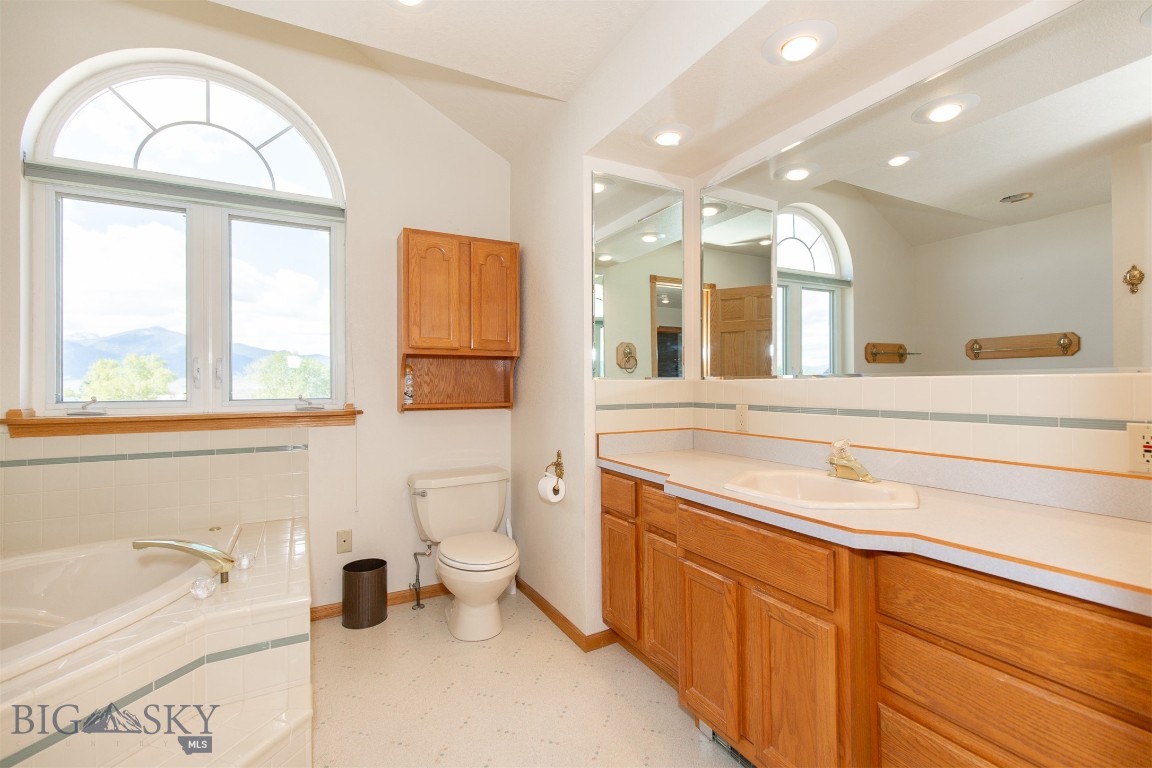 507 E Poppleton Property Photo 24