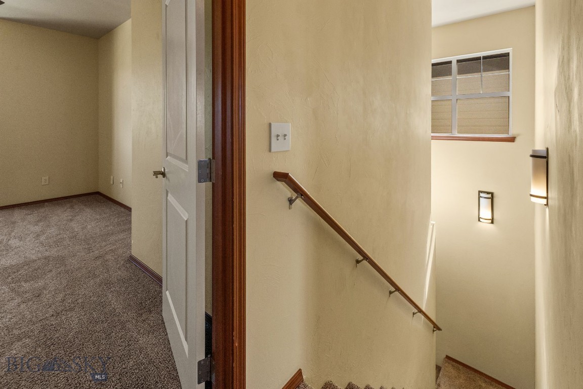 4320 Glenwood A Property Photo 21