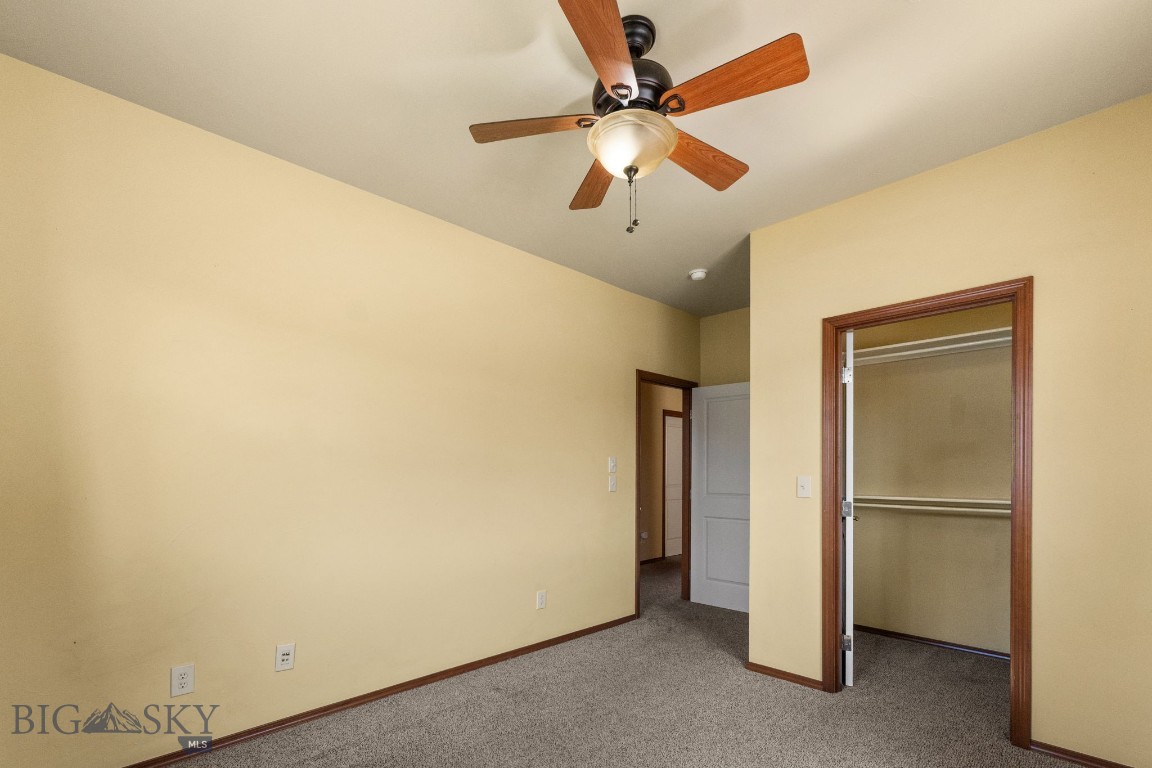 4320 Glenwood A Property Photo 36