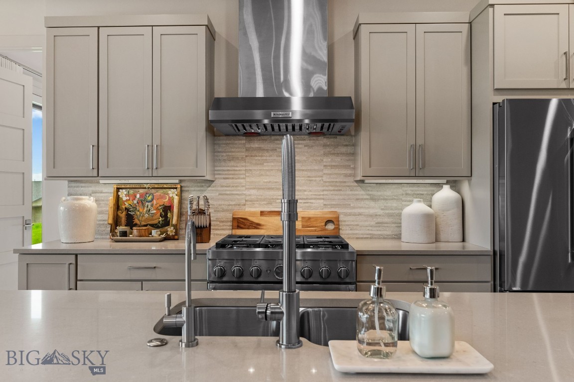 47 Wickwire Property Photo 10