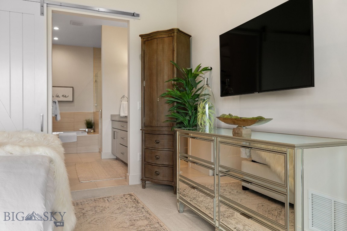 47 Wickwire Property Photo 19