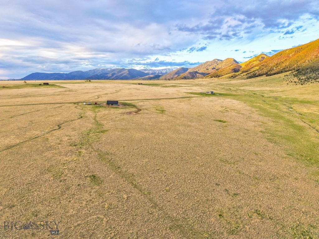 38 Elk Valley Road Property Photo 8