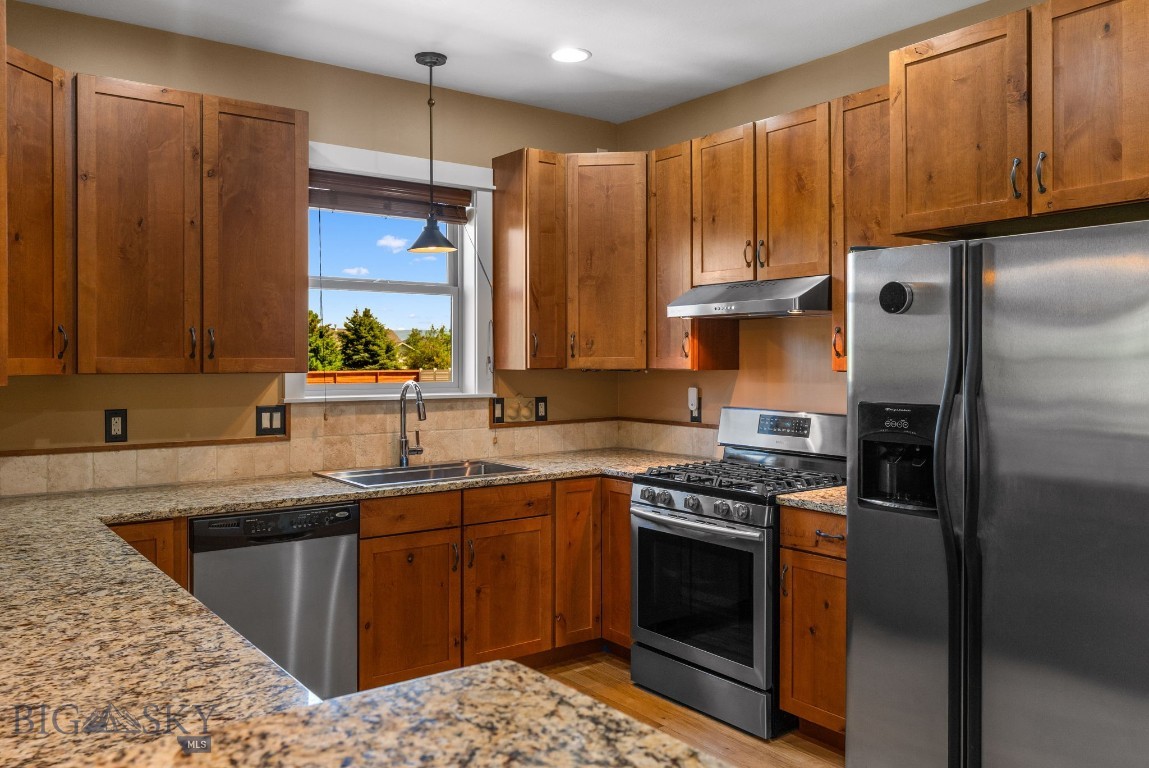 109 Baker Street Property Photo 12