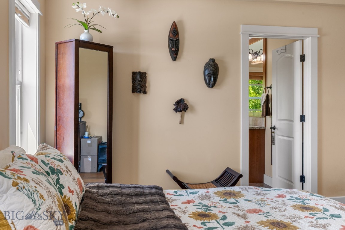 109 Baker Street Property Photo 23