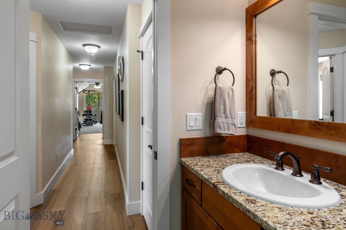 109 Baker Street Property Photo 31