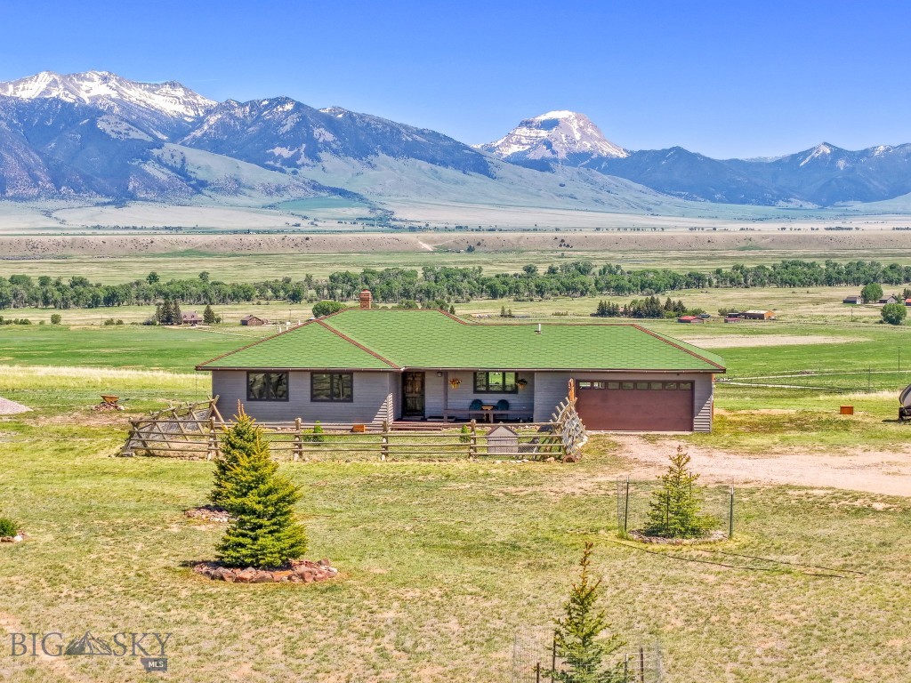 25 Trail Creek Road Property Photo 1