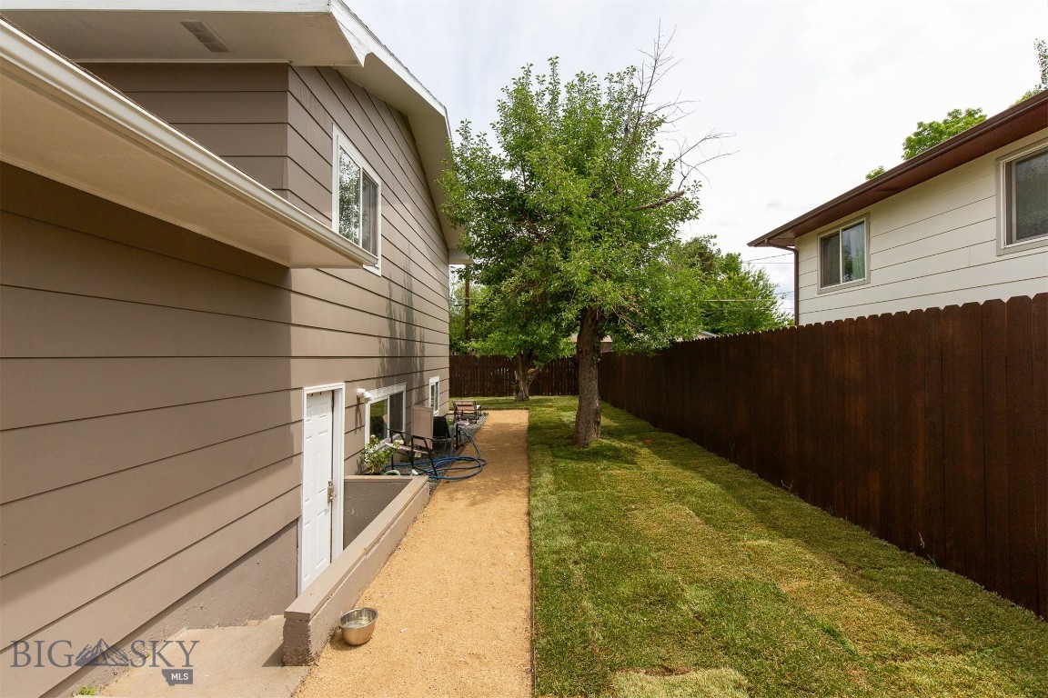 504 & 506 N 19th Avenue Property Photo 25