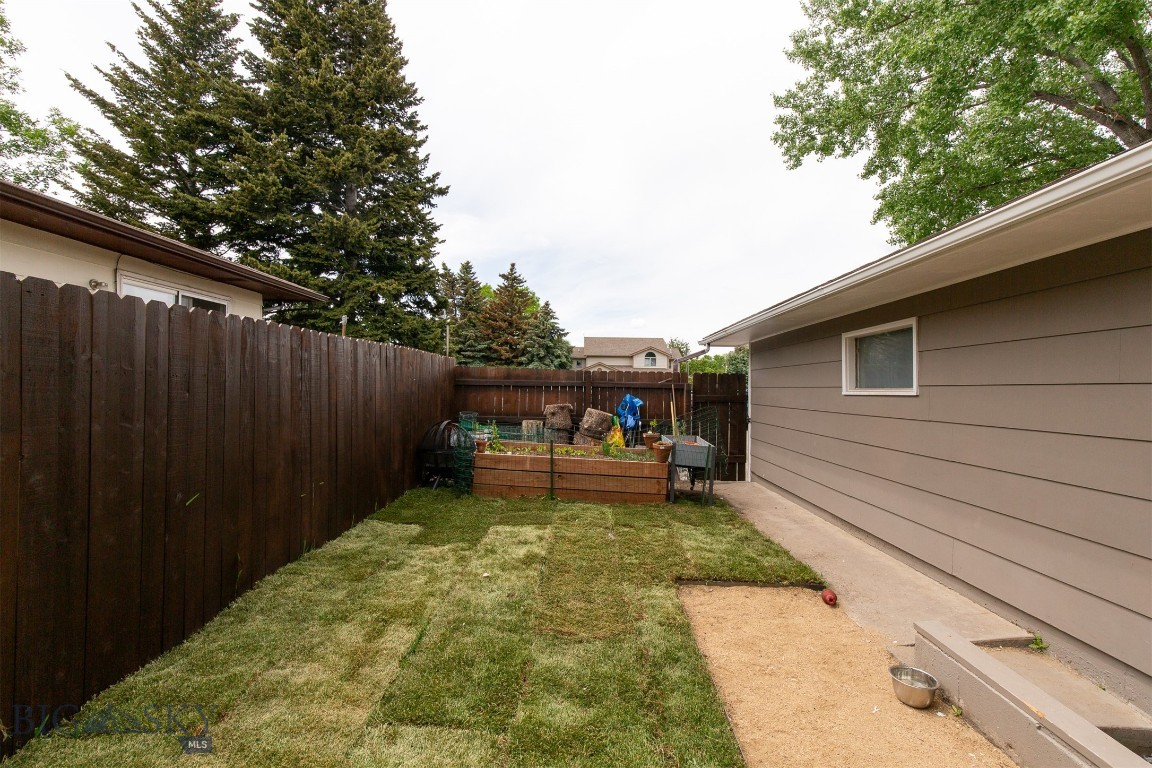 504 & 506 N 19th Avenue Property Photo 27