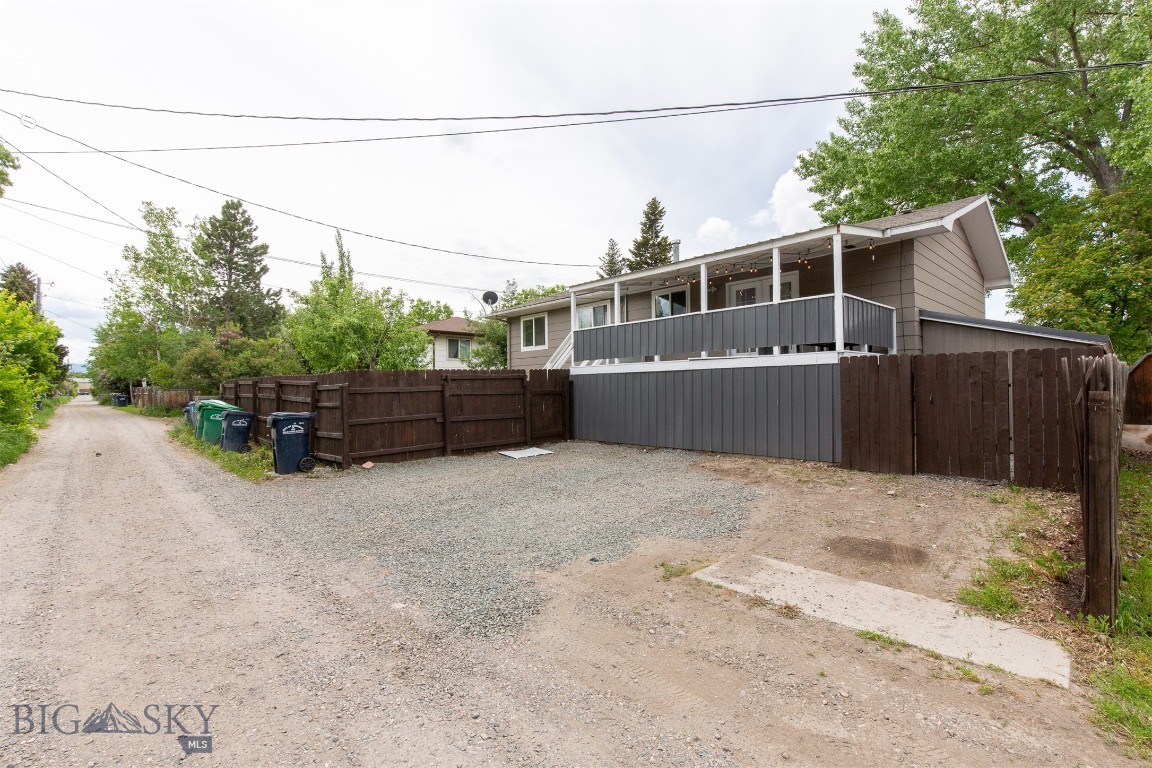 504 & 506 N 19th Avenue Property Photo 29