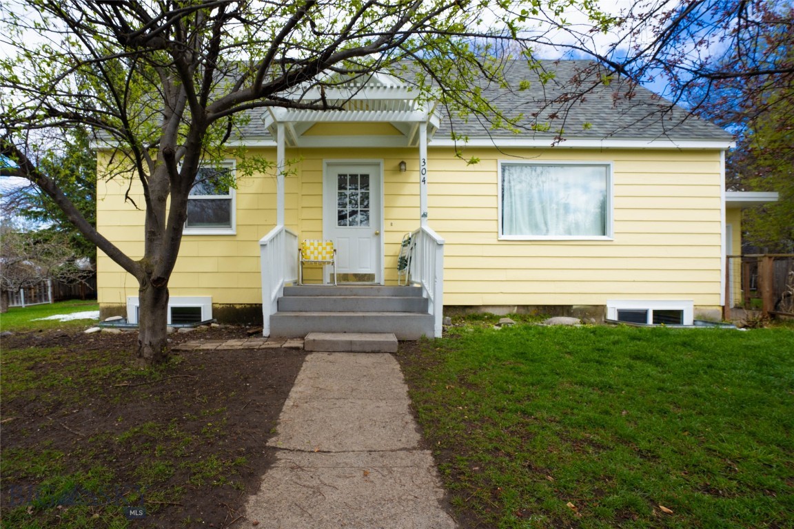 304 S 12th Avenue Property Photo 3