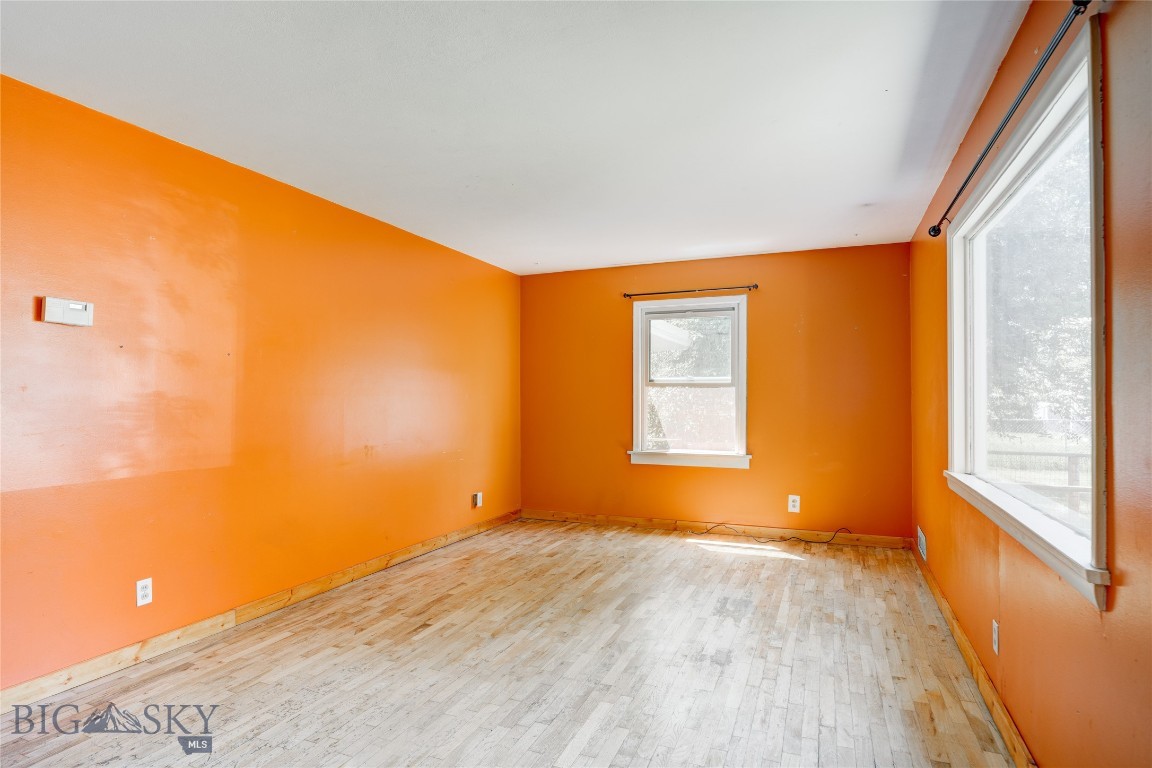 304 S 12th Avenue Property Photo 13