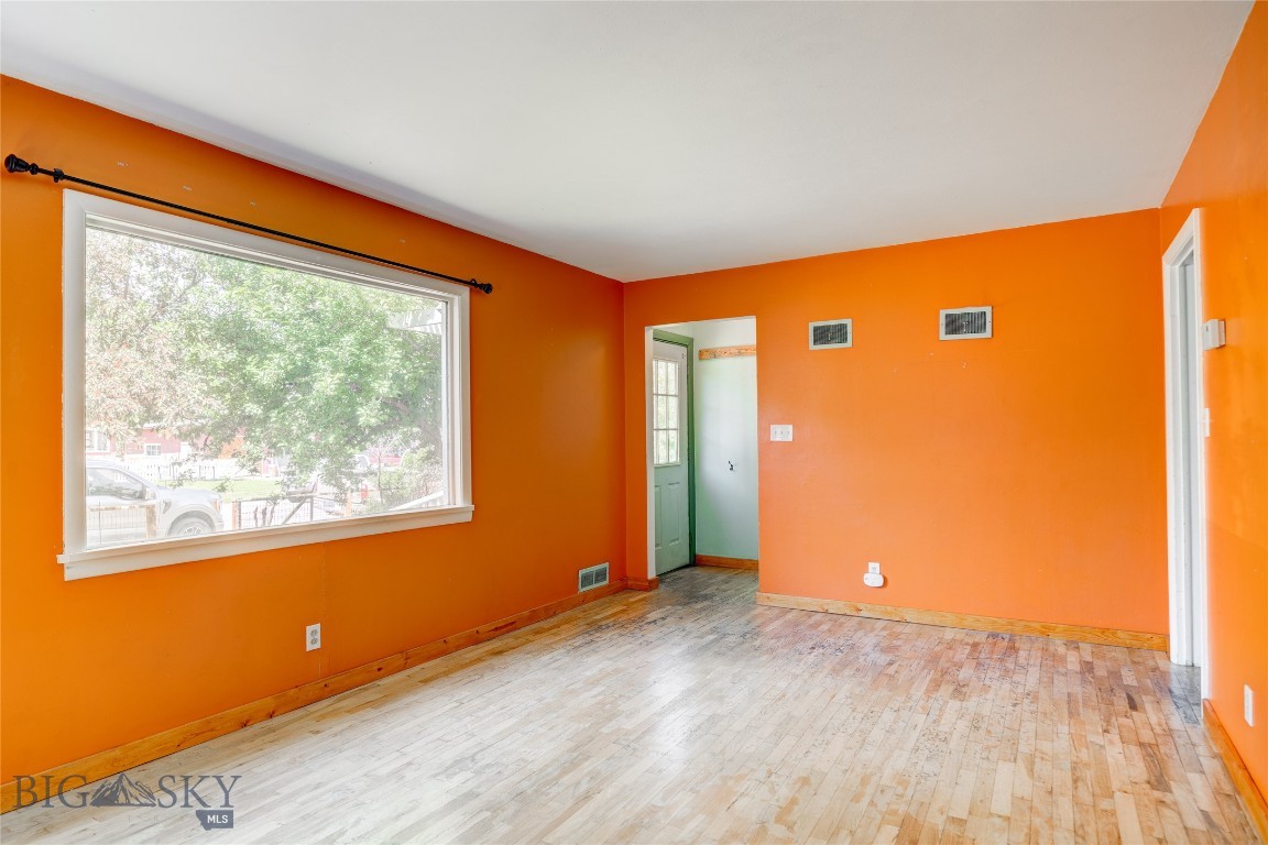 304 S 12th Avenue Property Photo 14