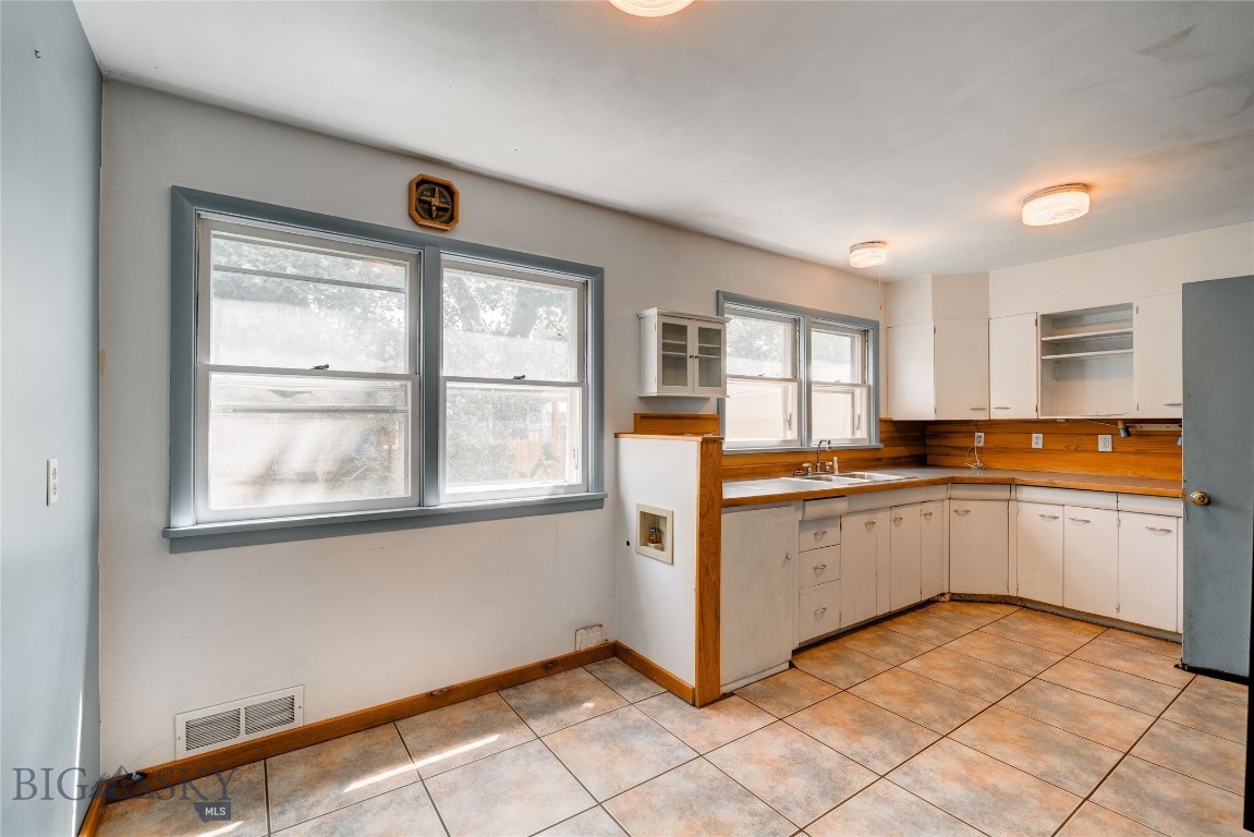 304 S 12th Avenue Property Photo 22