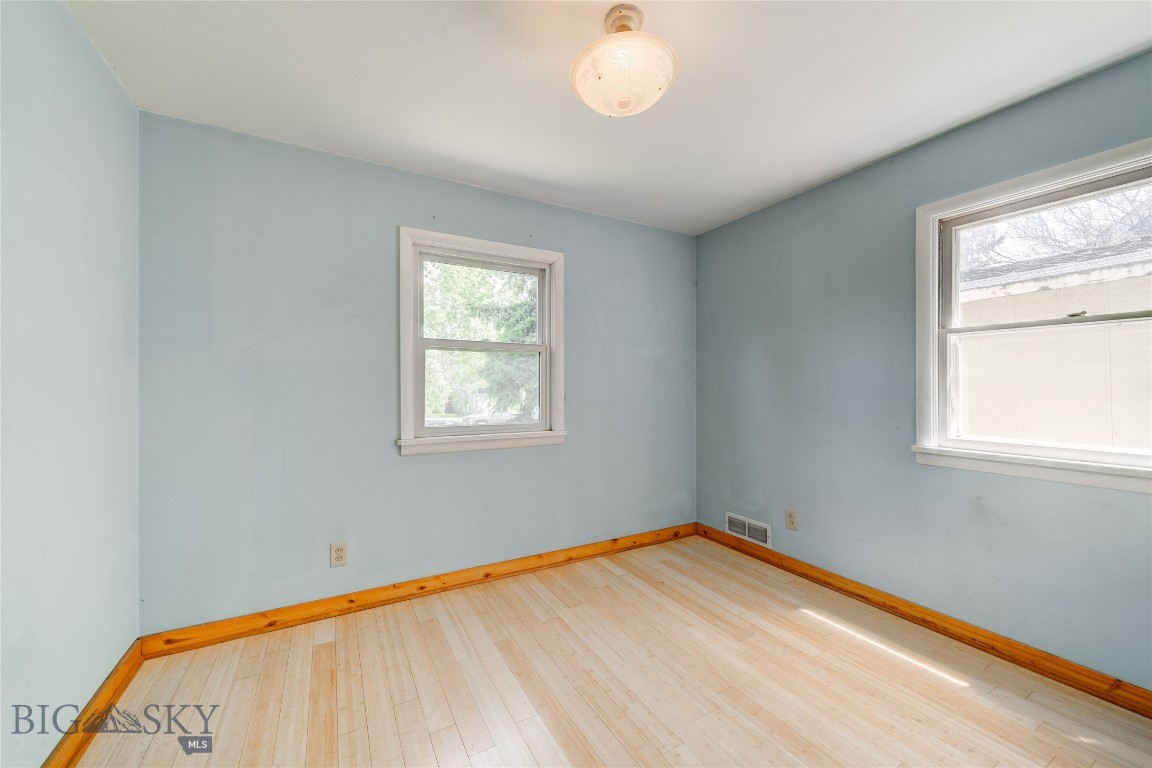 304 S 12th Avenue Property Photo 23