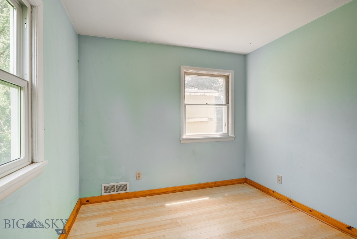 304 S 12th Avenue Property Photo 25