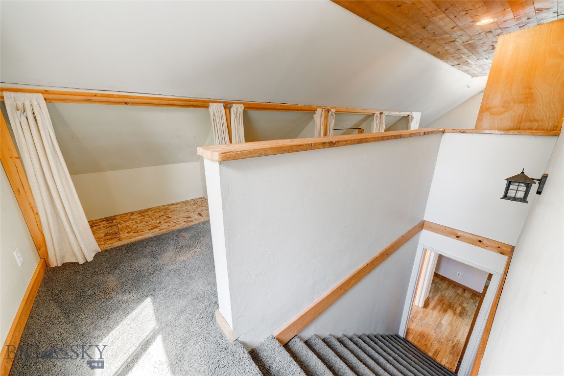 304 S 12th Avenue Property Photo 34
