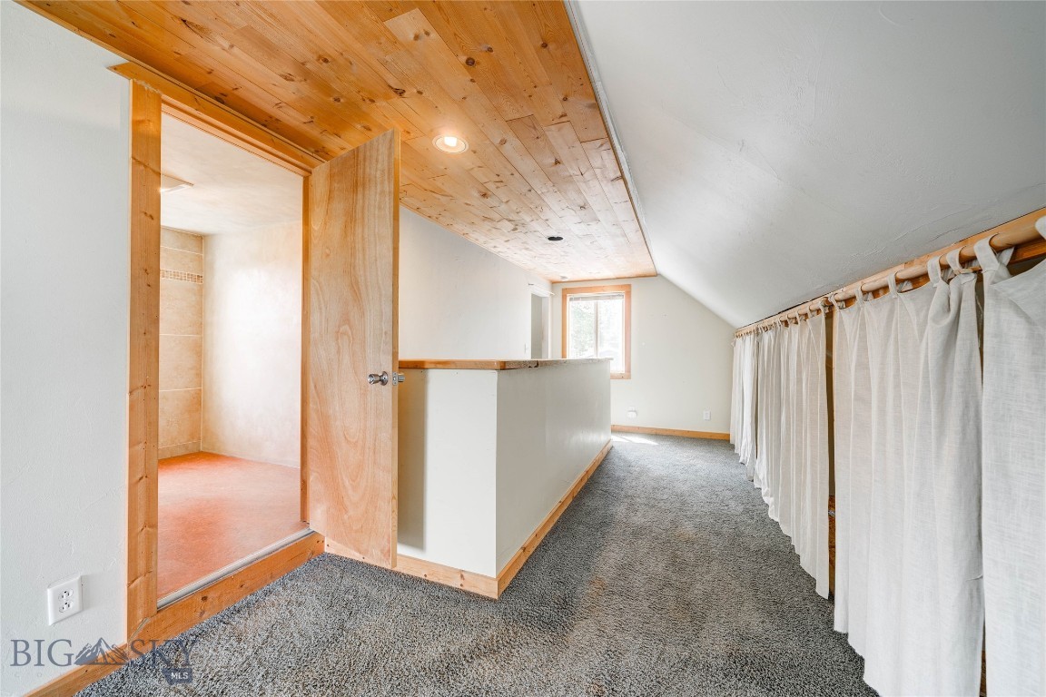 304 S 12th Avenue Property Photo 39