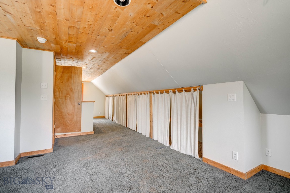 304 S 12th Avenue Property Photo 40
