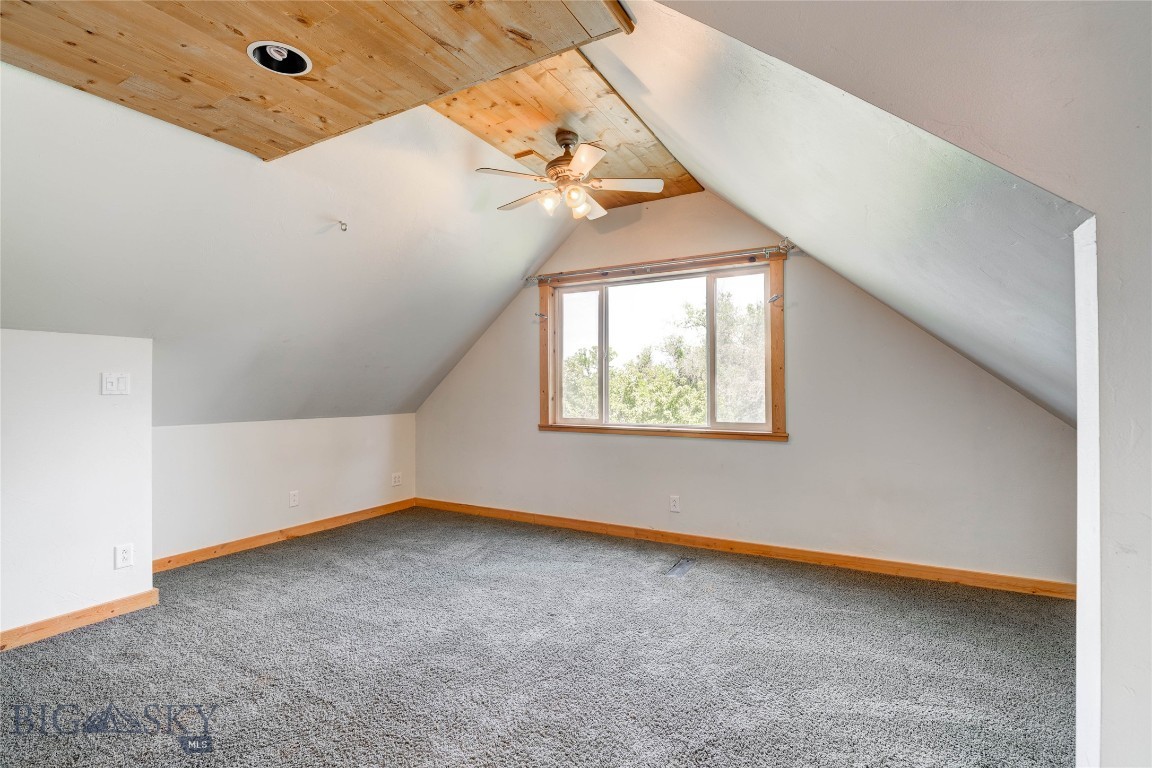 304 S 12th Avenue Property Photo 42