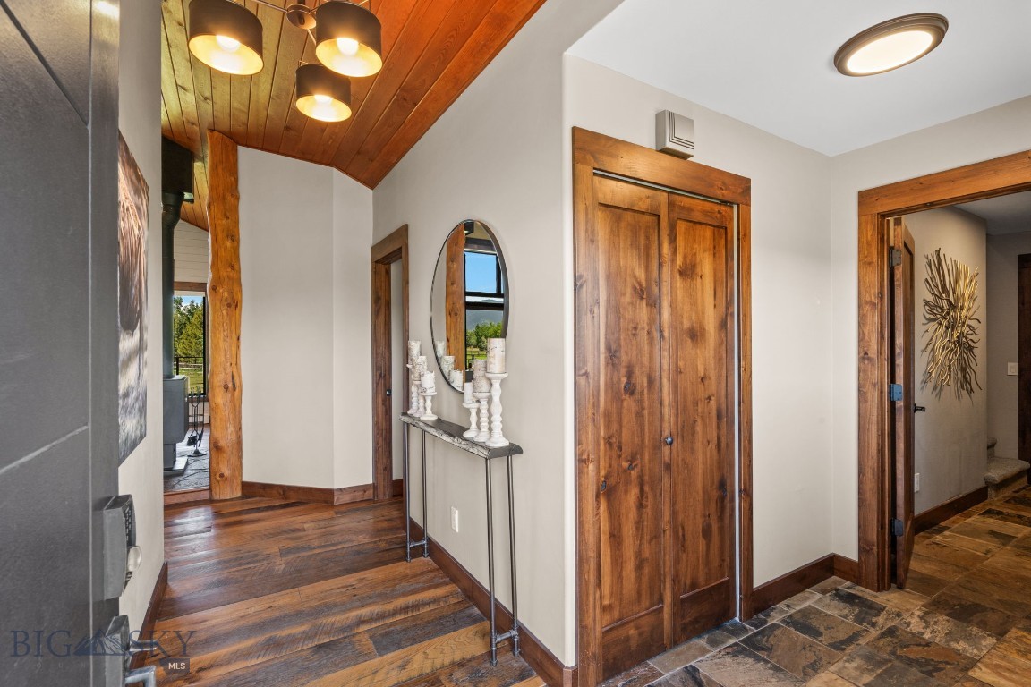 100 N Low Bench Road Property Photo 30