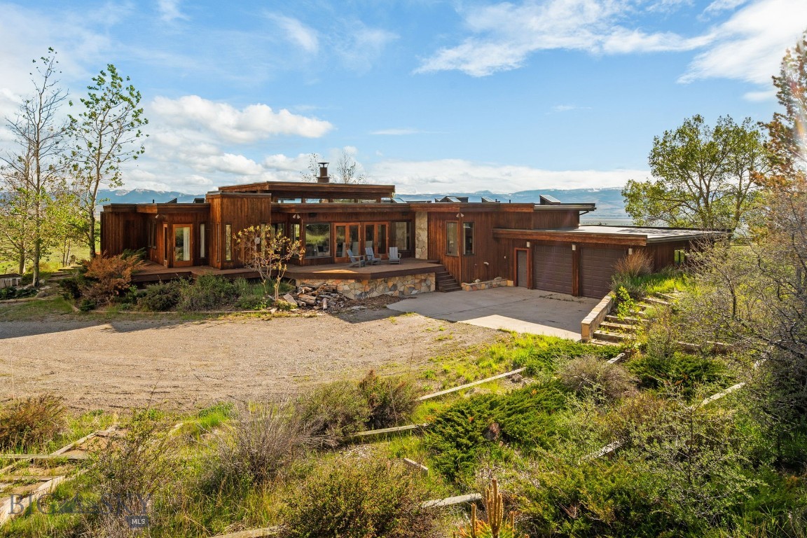 327 Granger Road Property Photo 16
