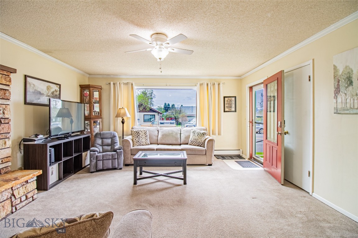 3211 Floral Boulevard Property Photo 10